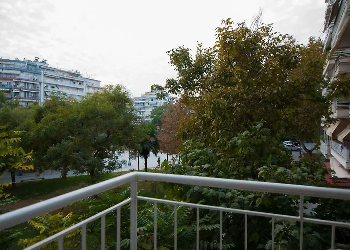 דירה Smart Living Flat, Melenikou