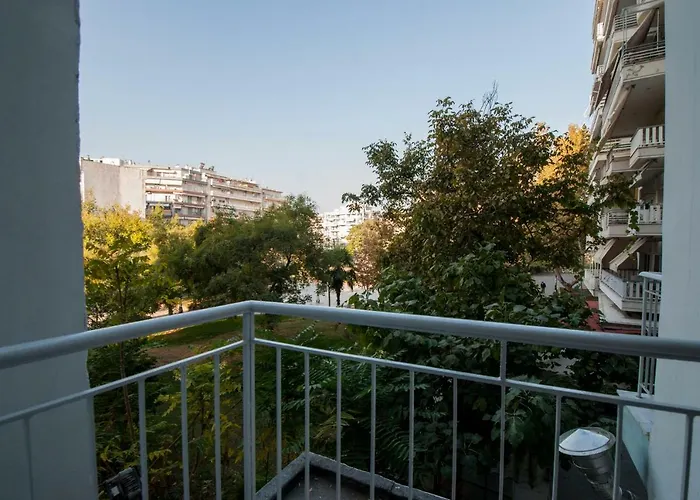 Smart Living Flat, Melenikou